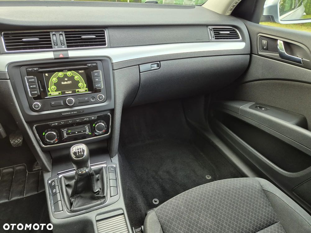 Skoda Superb 1.6 TDI Green tec Ambition - 20