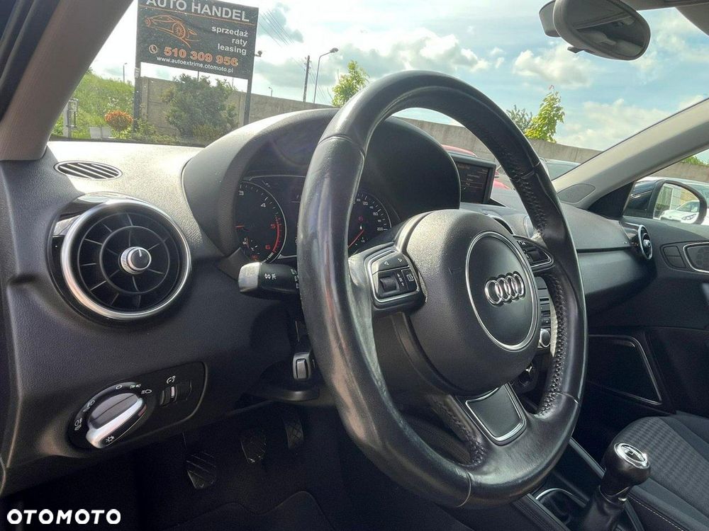 Audi A1 Sportback 1.6 TDI Ambition - 16