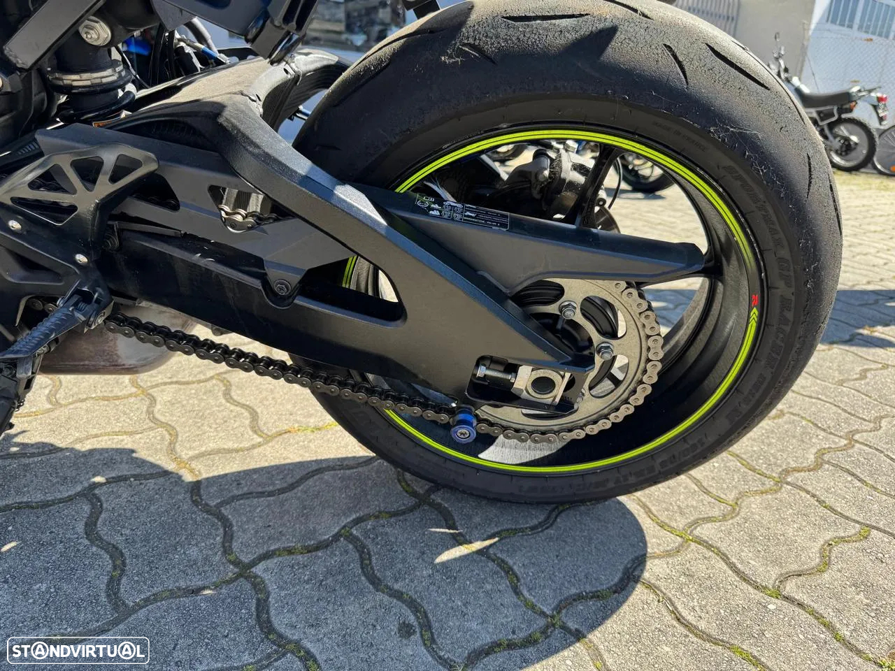 Suzuki GSX-R - 9