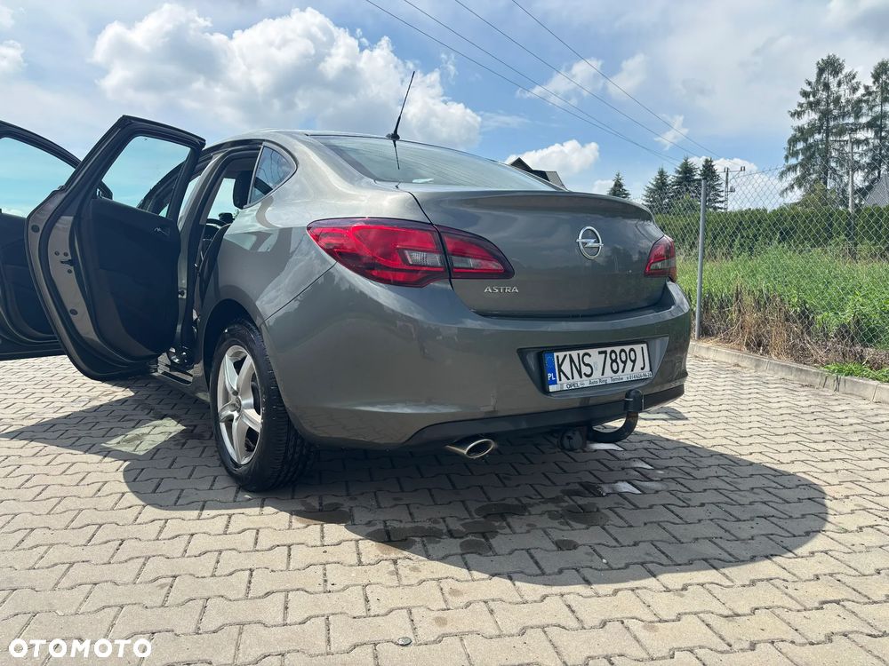 Opel Astra 1.4 T EU6 - 5
