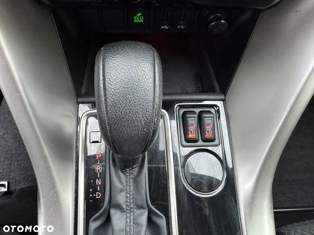 Mitsubishi Eclipse Cross - 19