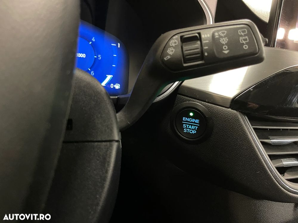 Ford Kuga 1.5 EcoBlue A8 FWD Titanium - 23