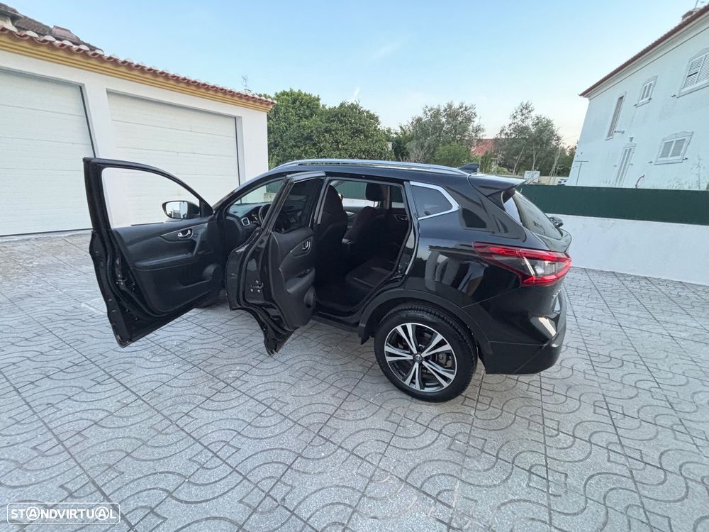 Nissan Qashqai 1.3 DIG-T N-Connecta J18 - 22