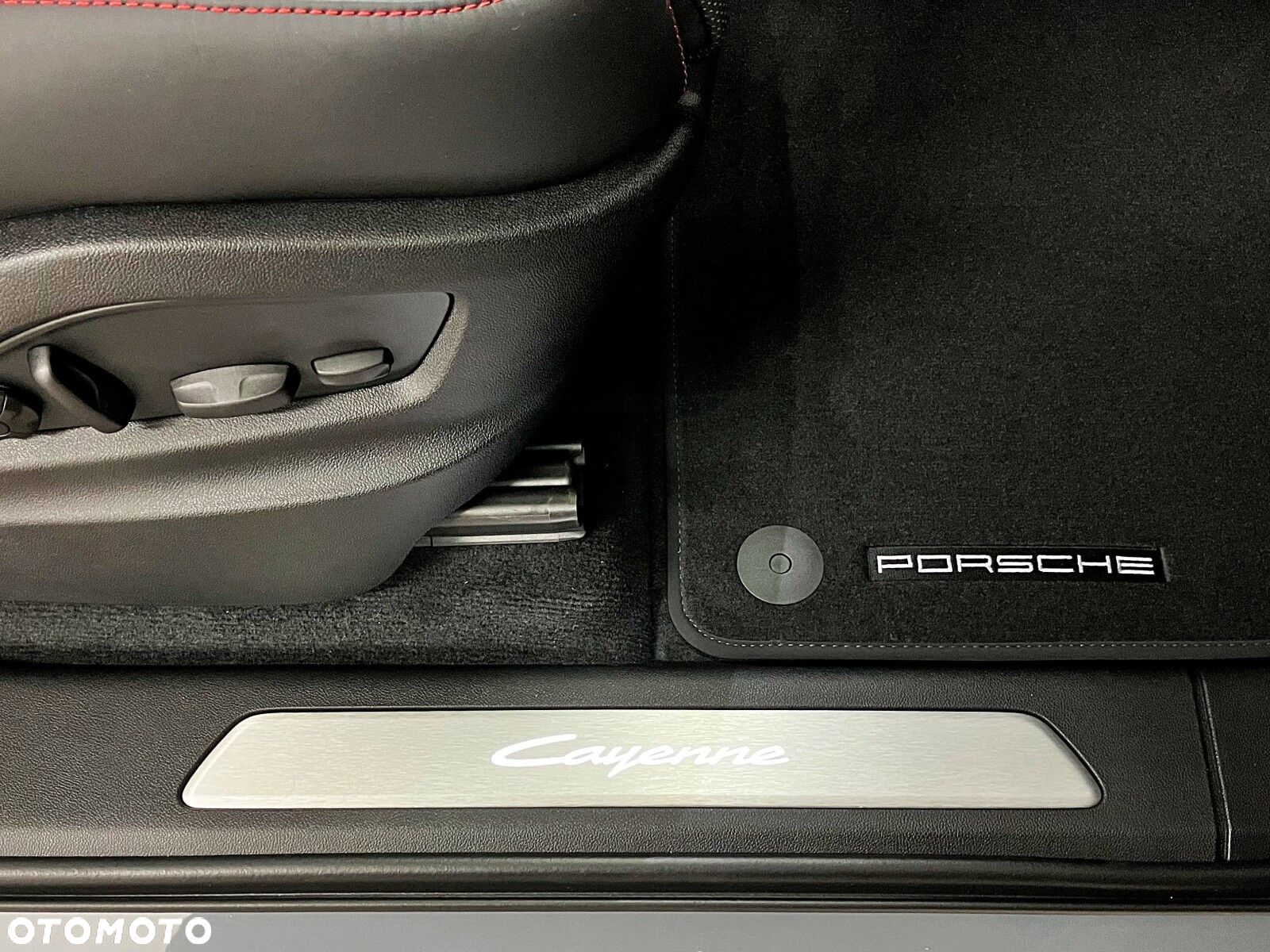 Porsche Cayenne - 23
