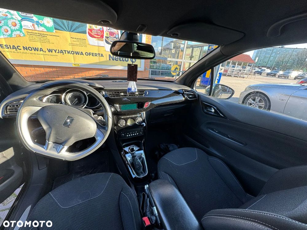 Citroën DS3 e-HDi 90 FAP SoChic - 3