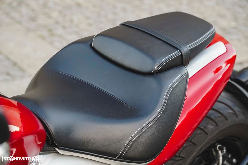 Triumph Rocket - 43