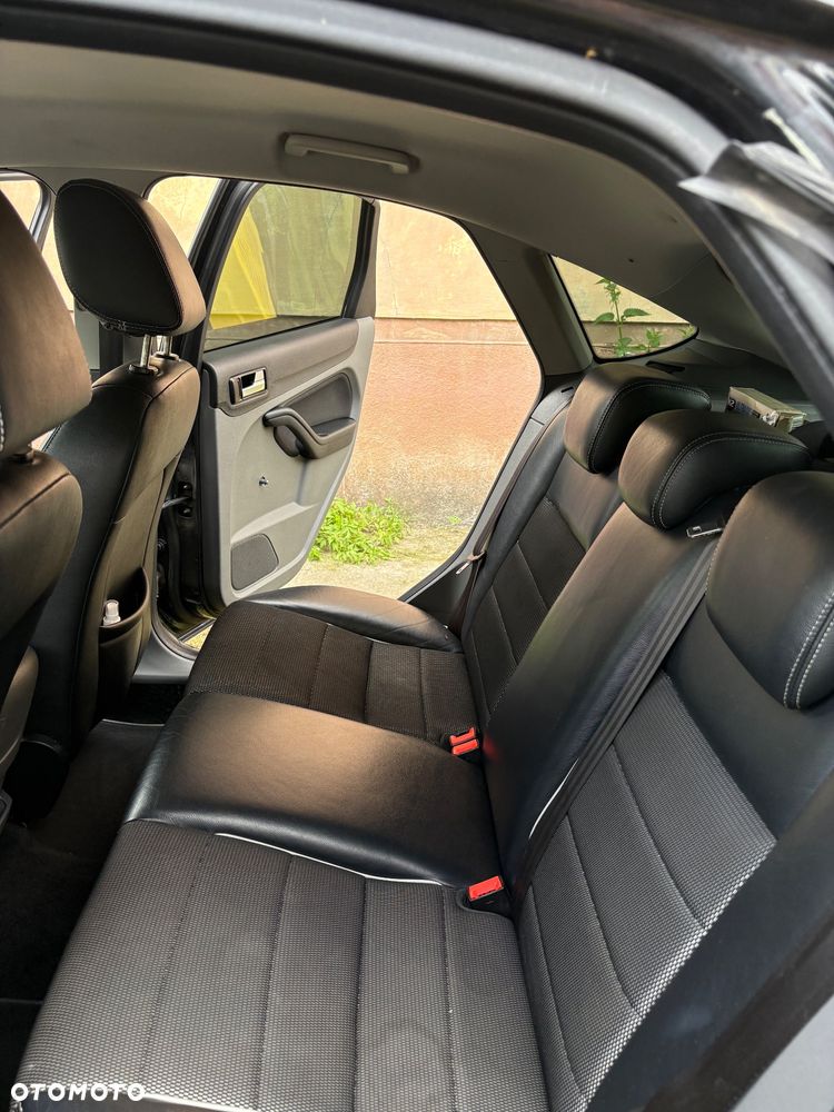 Ford Focus 1.6 TDCi Econetic - 11
