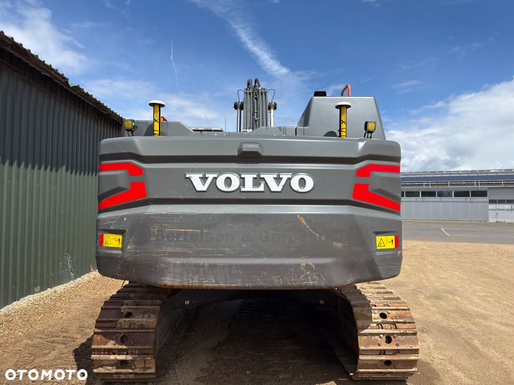 Volvo EC 300 EL - 9