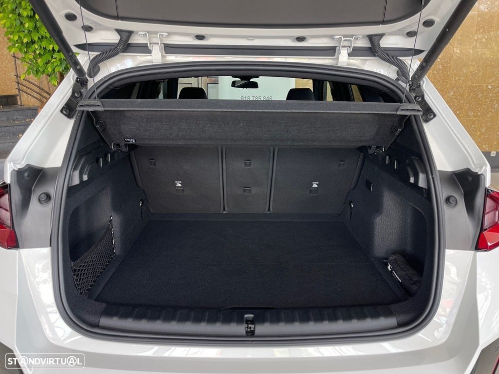 BMW iX1 eDrive20 M Sport Pack - 12