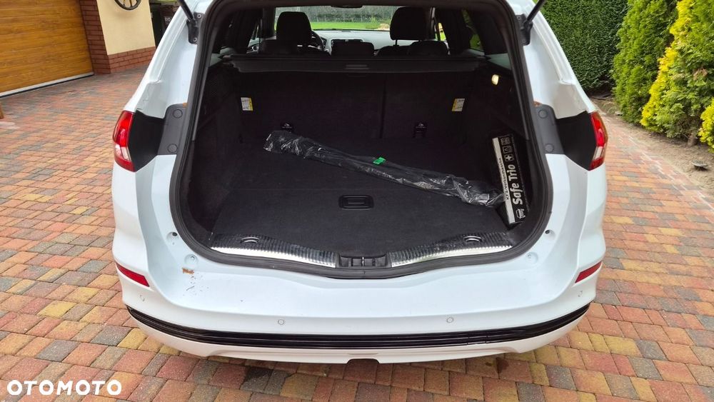 Ford Mondeo - 26