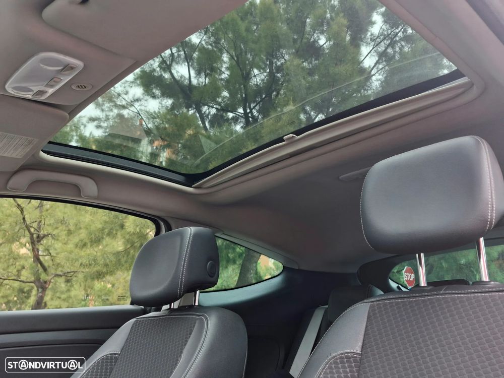 Renault Mégane Coupe 1.5 dCi Bose Edition SS - 6