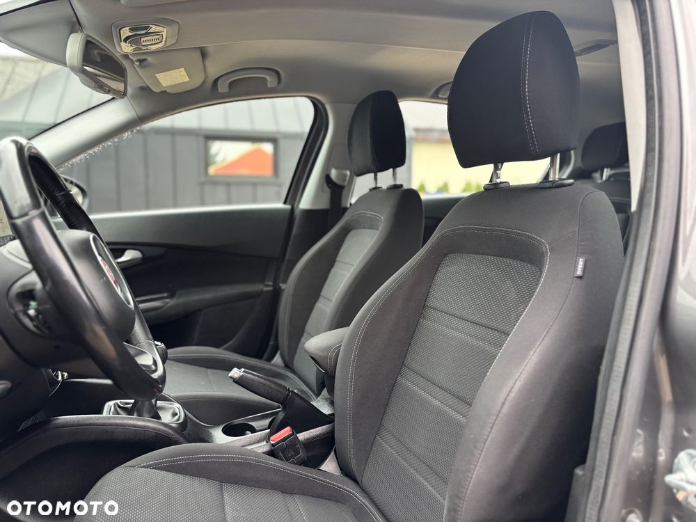 Fiat Tipo 1.4 T-Jet 16v Sport - 13