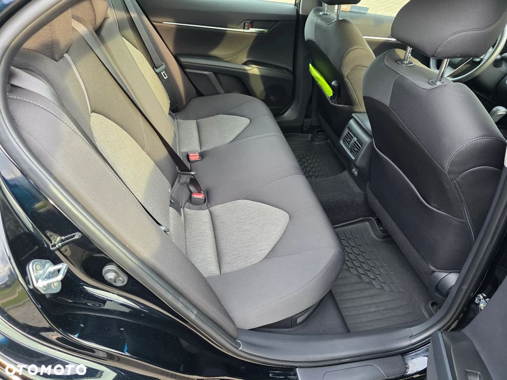 Toyota Camry 2.5 Hybrid Comfort CVT - 13