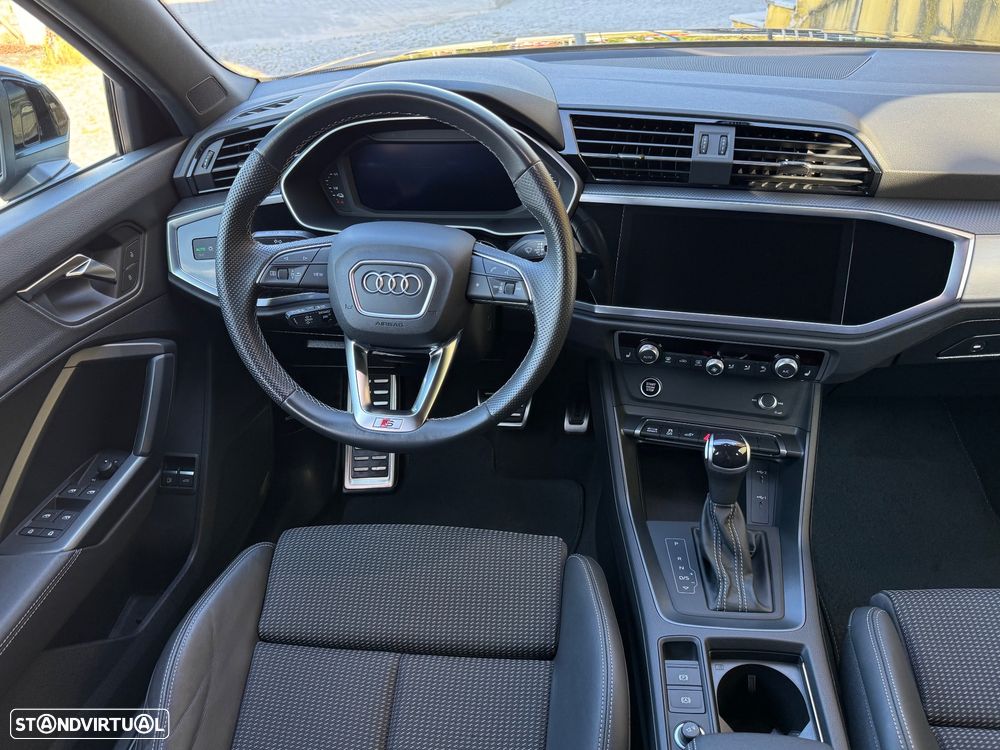 Audi Q3 45 TFSIe S tronic S line - 19