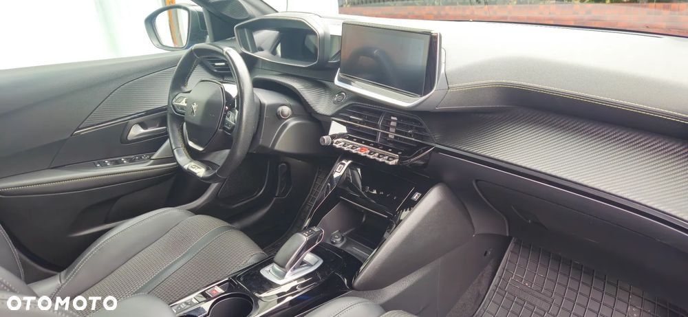 Peugeot 208 Elektromotor 136 GT - 11