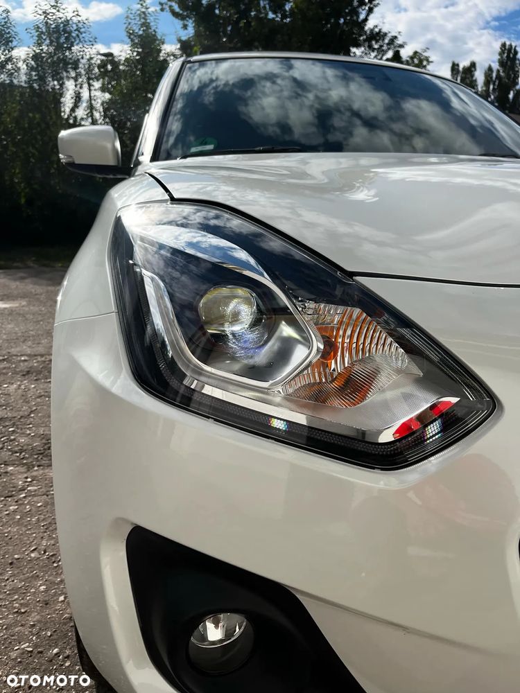 Suzuki Swift 1.2 Dualjet Hybrid Allgrip Comfort - 22