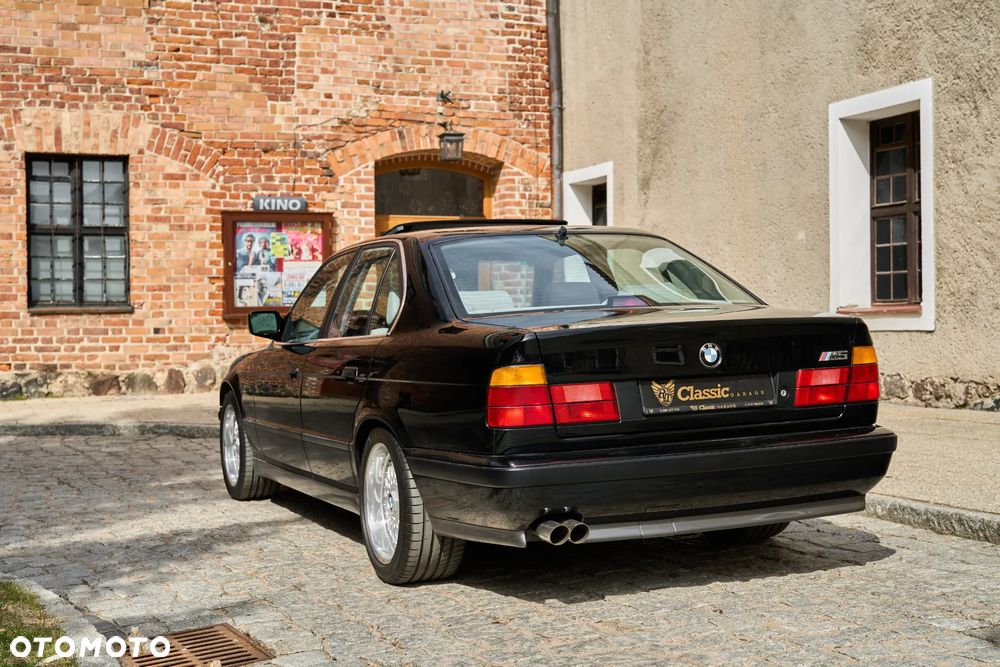 BMW M5 - 5
