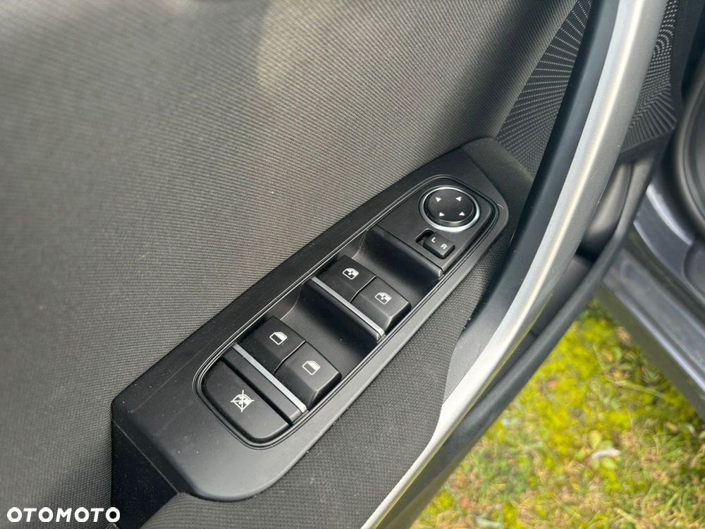 Kia Ceed 1.5 T-GDI M - 22