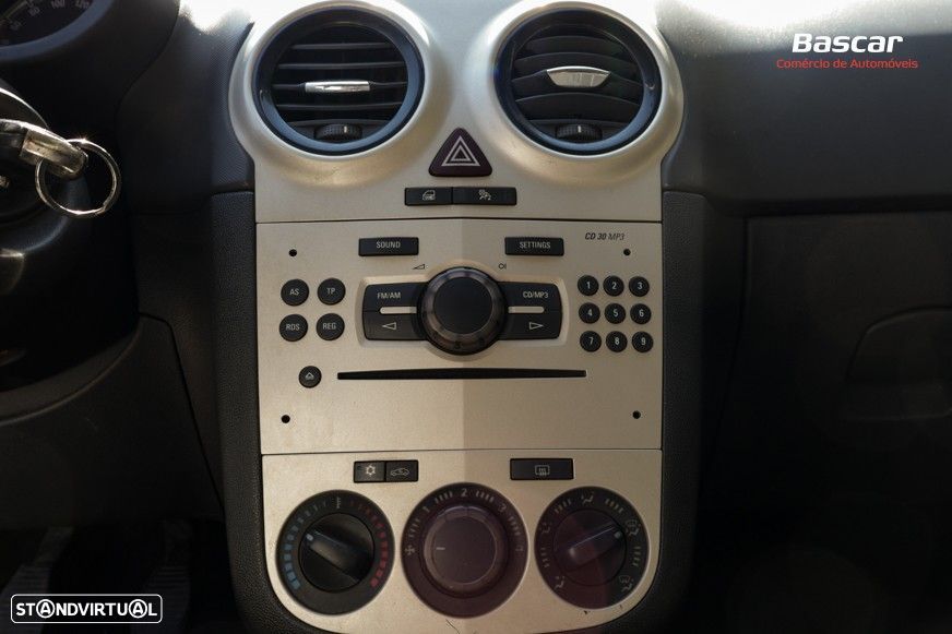 Opel Corsa 1.3 CDTi Enjoy - 22