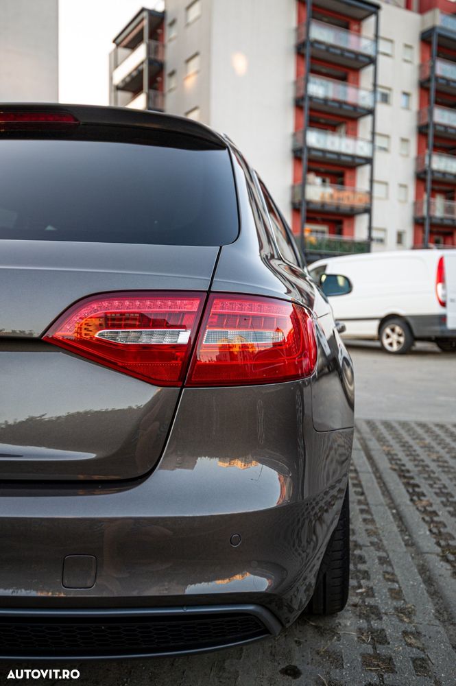 Audi A4 Avant 2.0 TDI Multitronic - 11