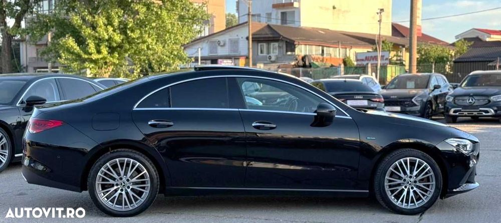 Mercedes-Benz CLA 250 - 11