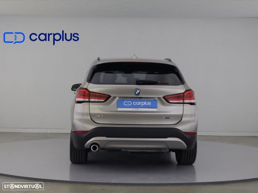 BMW X1 25 e xDrive Line Sport - 6