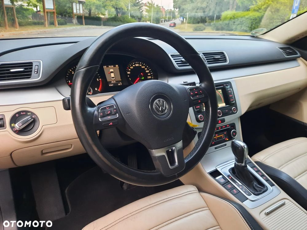 Volkswagen CC 2.0 TDI BlueMotion Technology DSG - 24