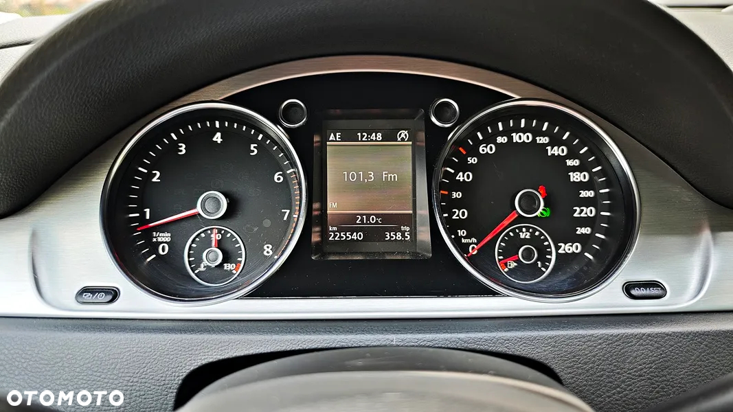 Volkswagen Passat 1.4 TSI BMT Comfortline DSG - 11