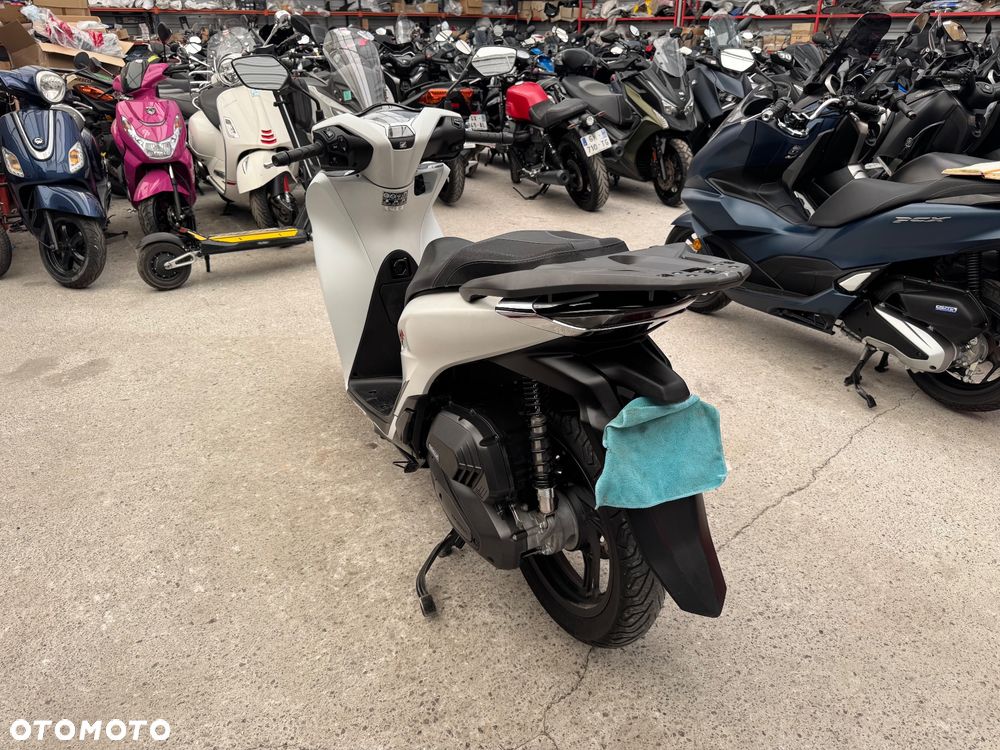 Honda SH - 5