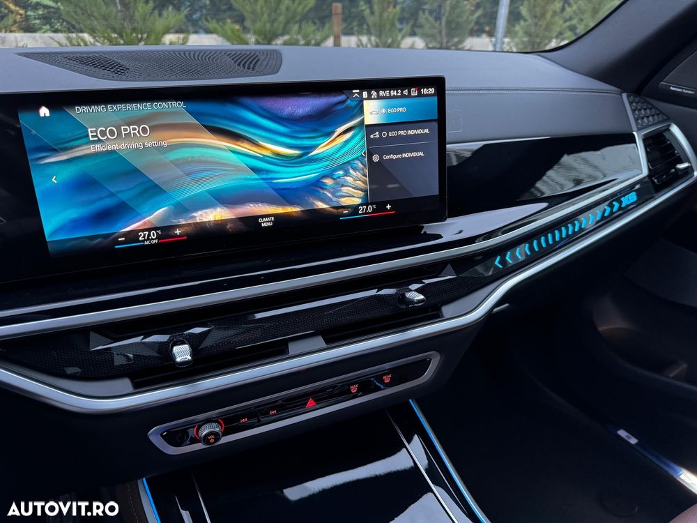 BMW X5 xDrive30d - 33