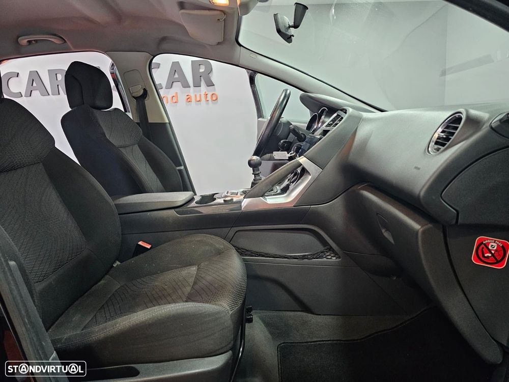Peugeot 3008 1.6 HDi Premium - 12