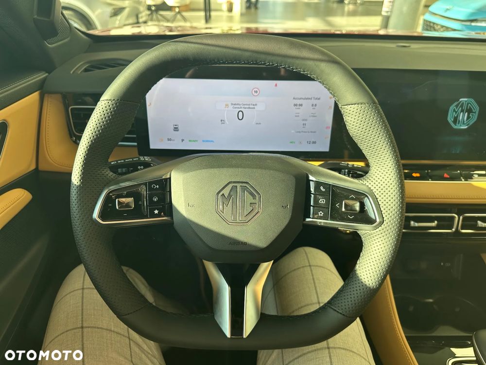 MG HS Hybrid+ - 7
