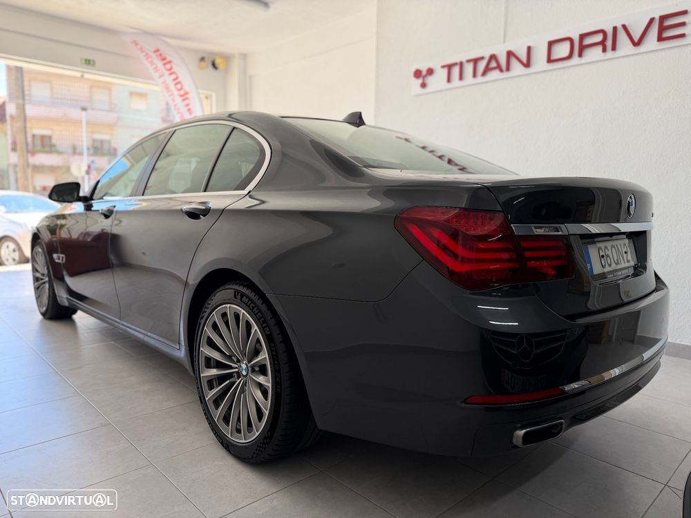 BMW 740 d - 8
