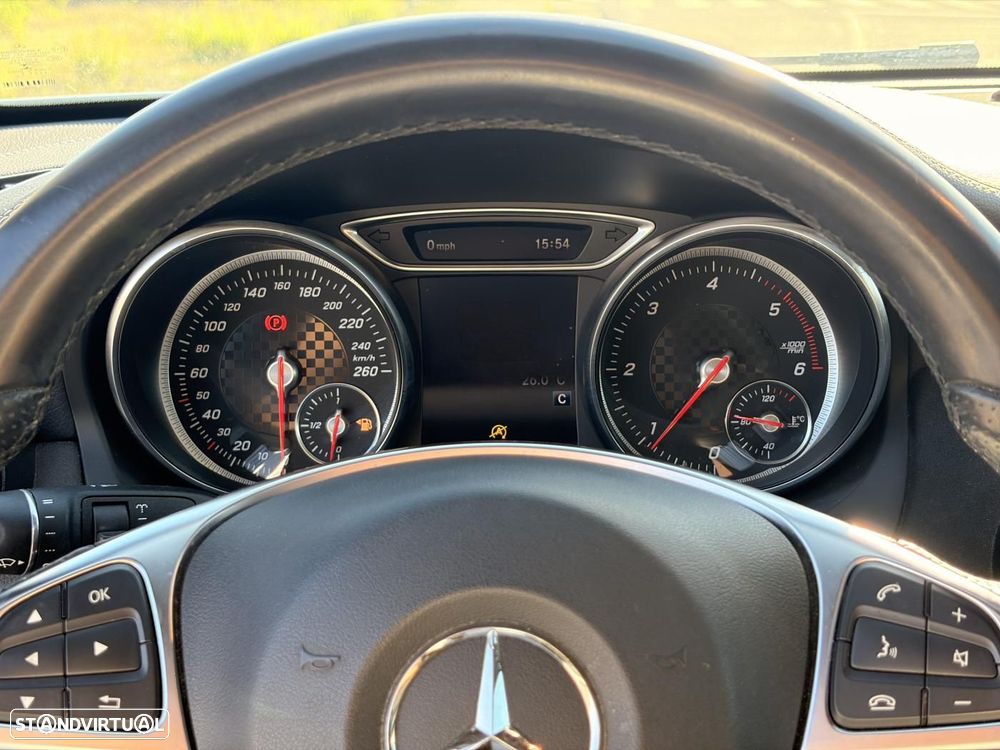 Mercedes-Benz A 160 d AMG Line - 14