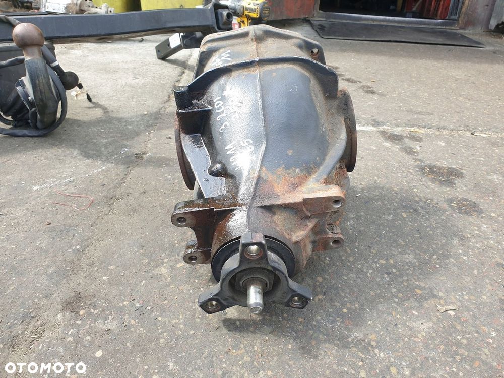 MOST DYFER DYFERENCJAŁ TYLNY TYŁ MERCEDES-BENZ W211 3.2 CDI - 4