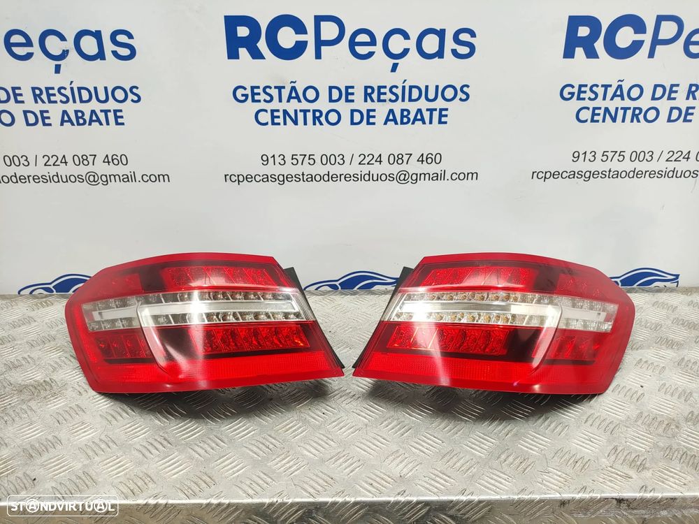 Farolins Tras Traseiros Esquerdo Direito Originais LED Mercedes Benz Classe E W212 A2129060558 A2129060658 2009 - 2016 - 1