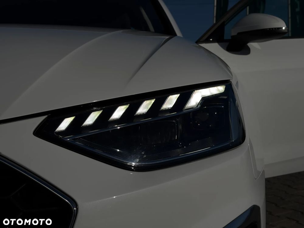 Audi A4 Limousine 35 TFSI mHEV S Line S tronic - 30