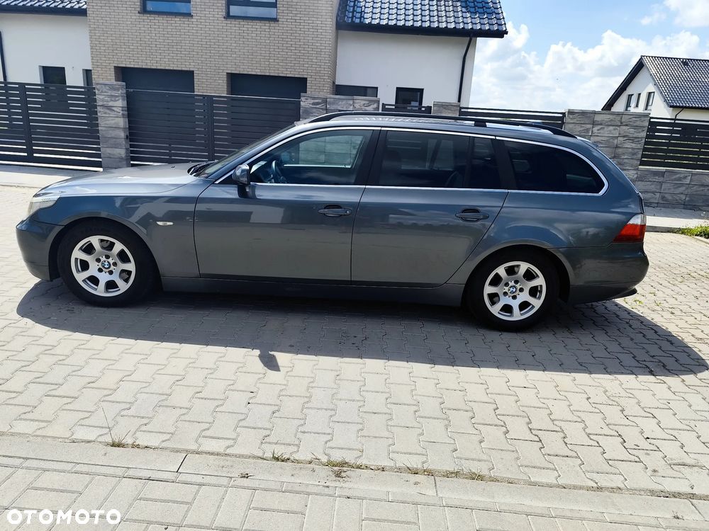 BMW Seria 5 525d - 4