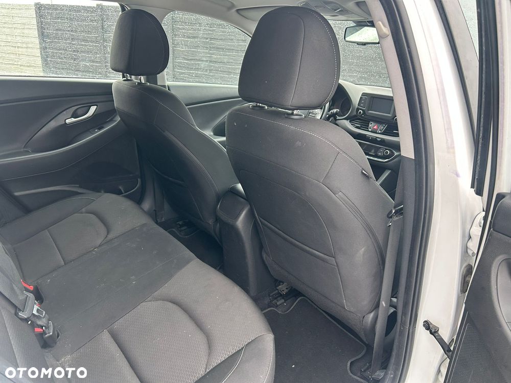 Hyundai i30 1.6 CRDI Passion - 14