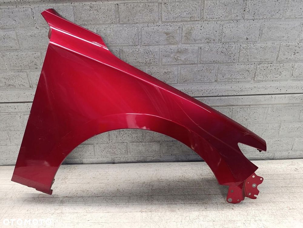 MAZDA III 3 2019 -2024 SEDAN BŁOTNIK PRAWY PRZEDNI ORYGINAŁ - 1