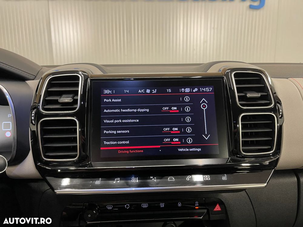 Citroën C5 Aircross 1.6 PureTech S&S EAT8 Shine - 17