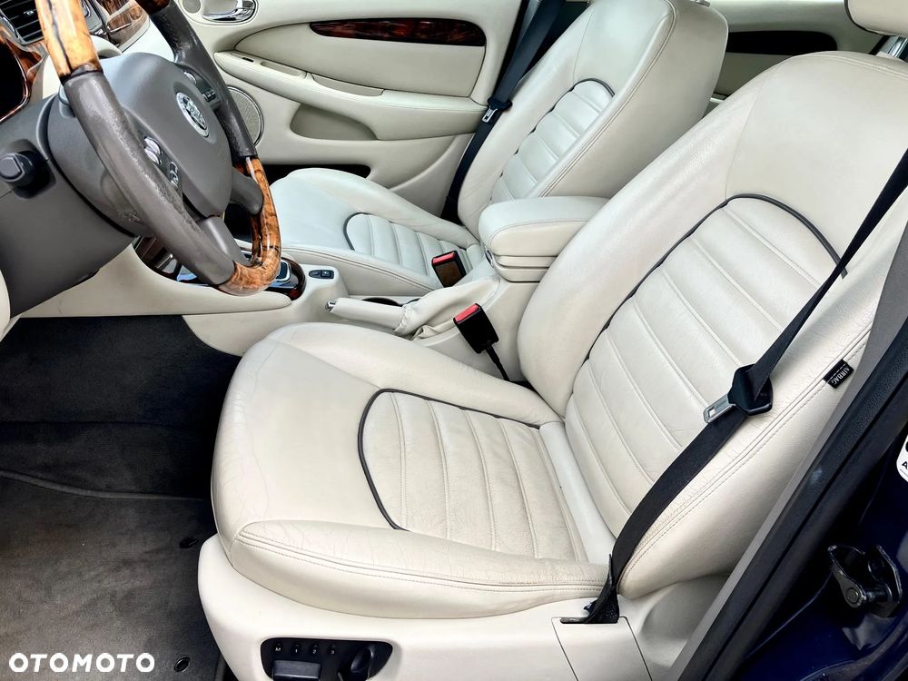 Jaguar X-Type 3.0 Executive - 14