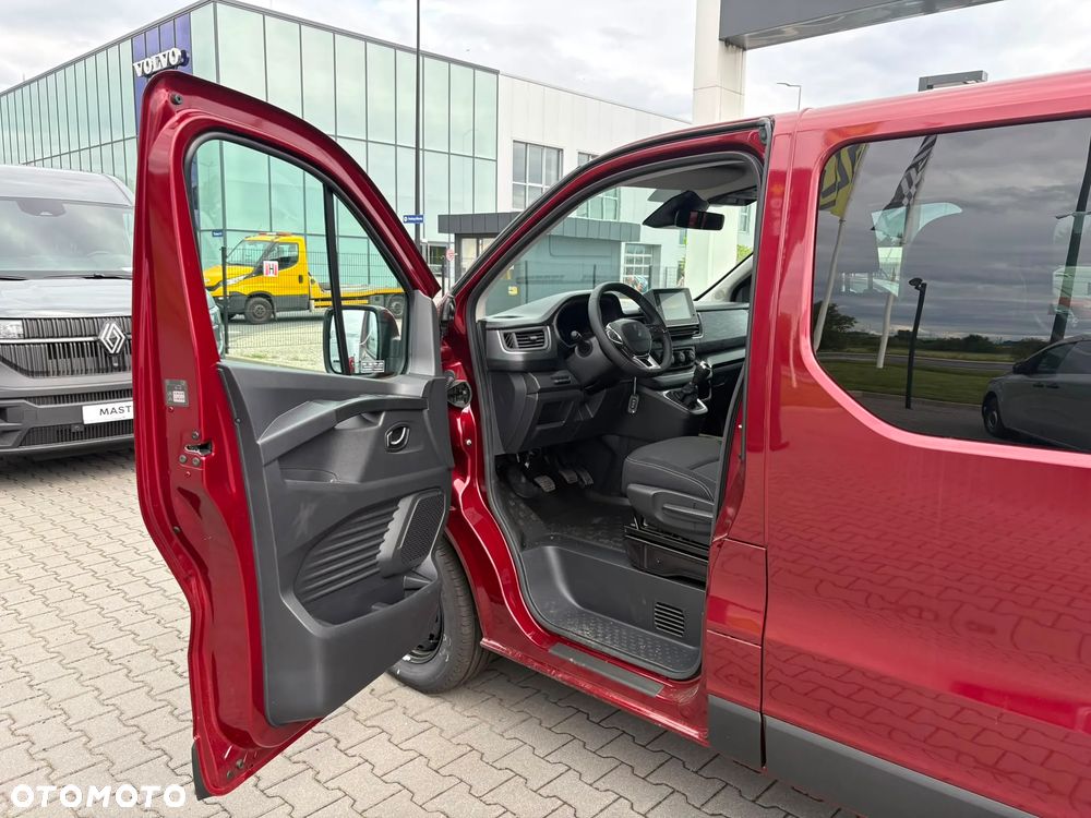 Renault Trafic - 12