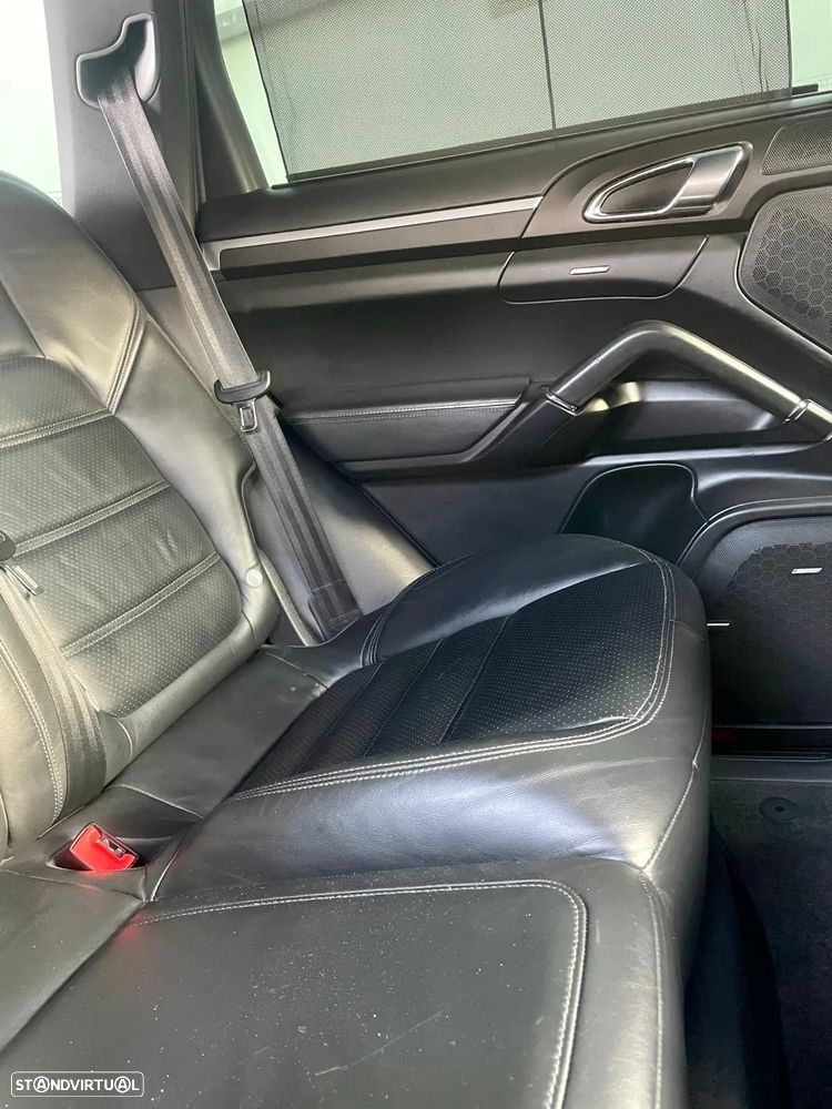 Porsche Cayenne Tiptronic - 9
