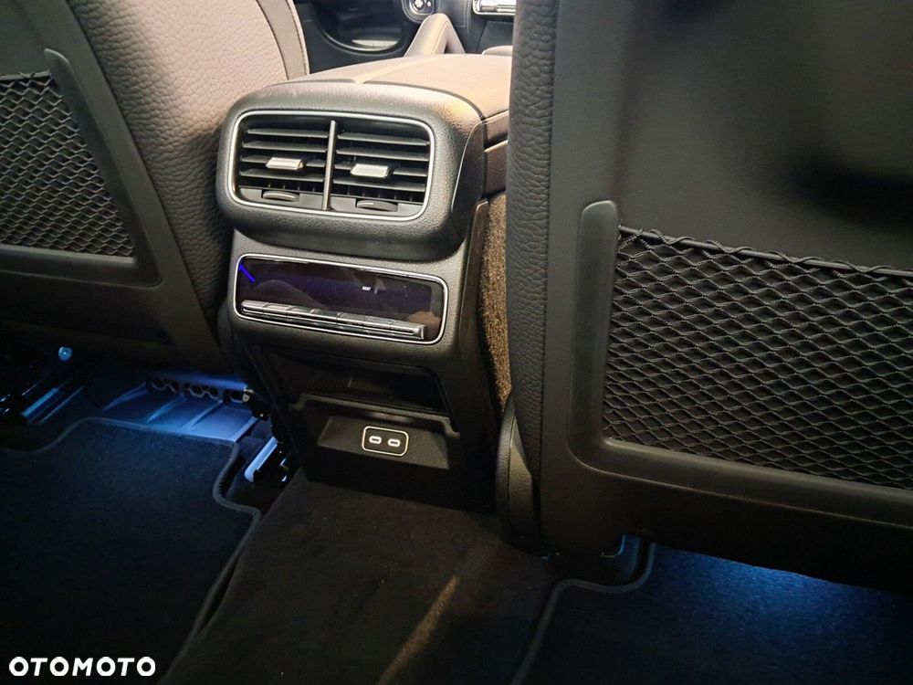 Mercedes-Benz GLE - 28