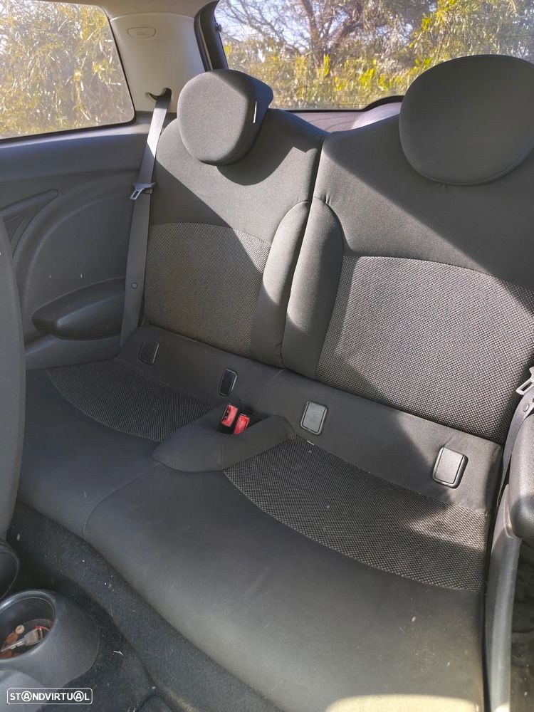 MINI 3 Portas One 1.4 - 7