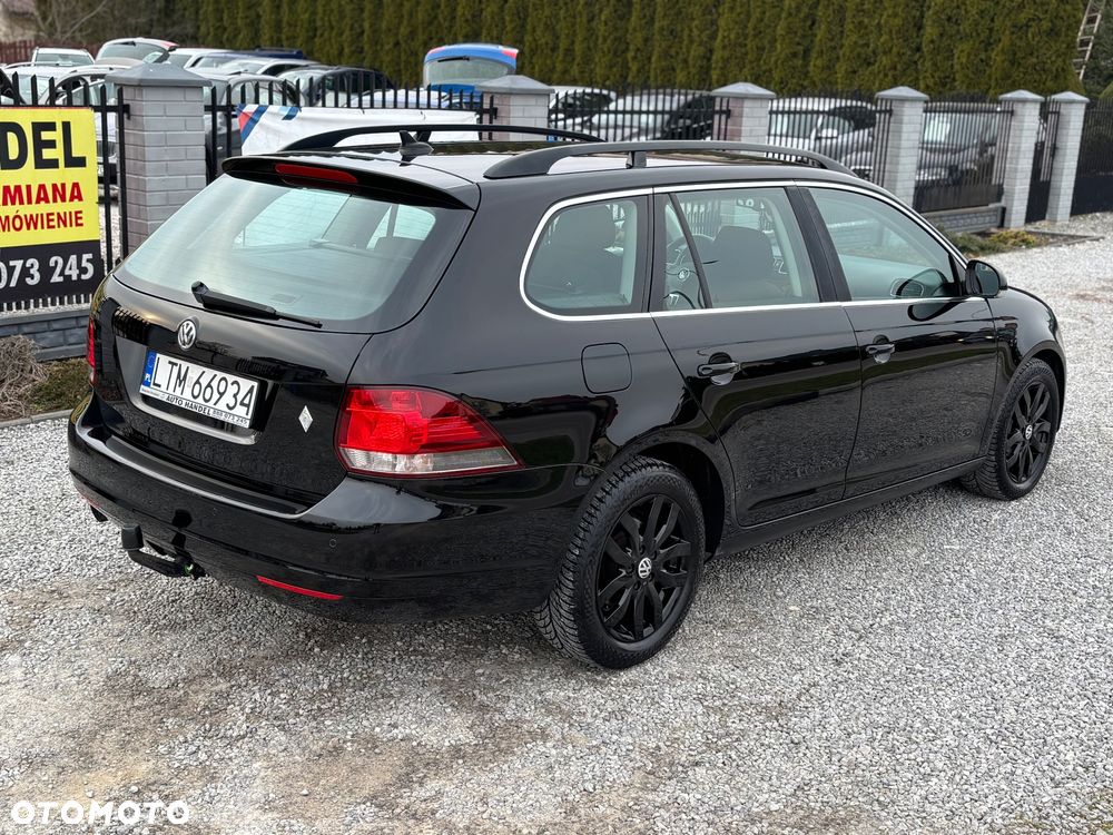 Volkswagen Golf - 24