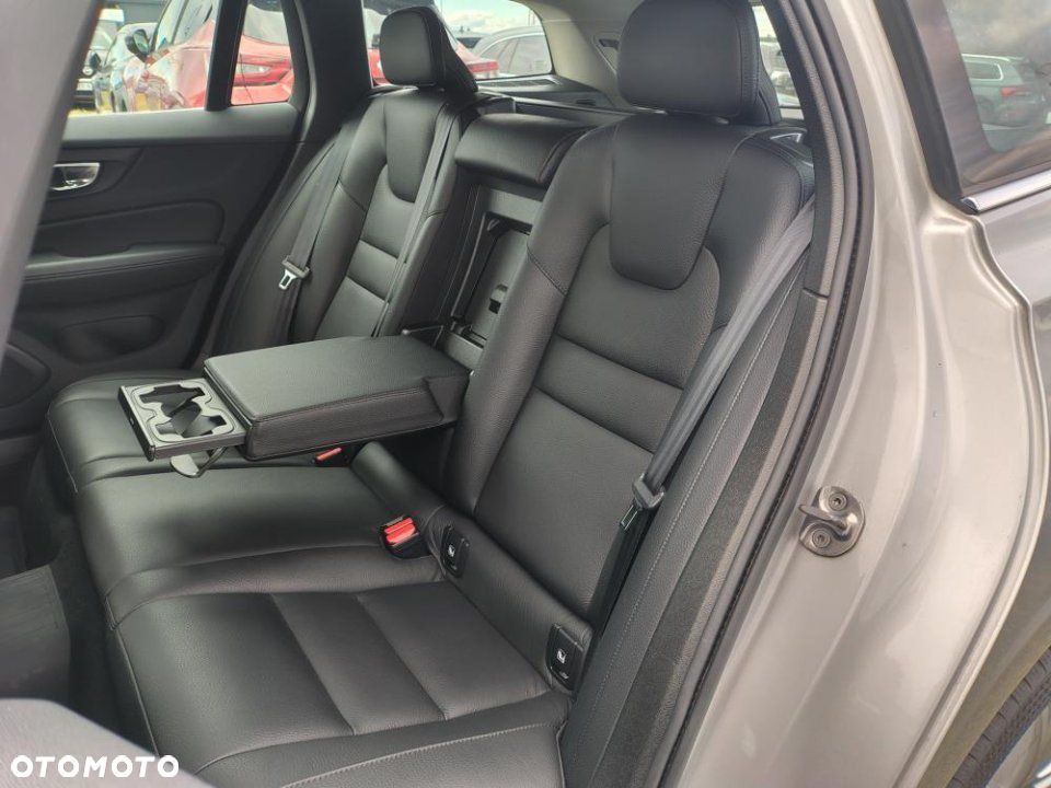 Volvo V60 - 15