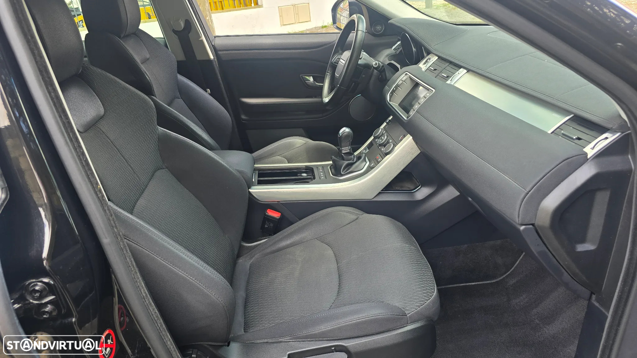Land Rover Range Rover Evoque 2.0 D150 R-Dynamic - 20