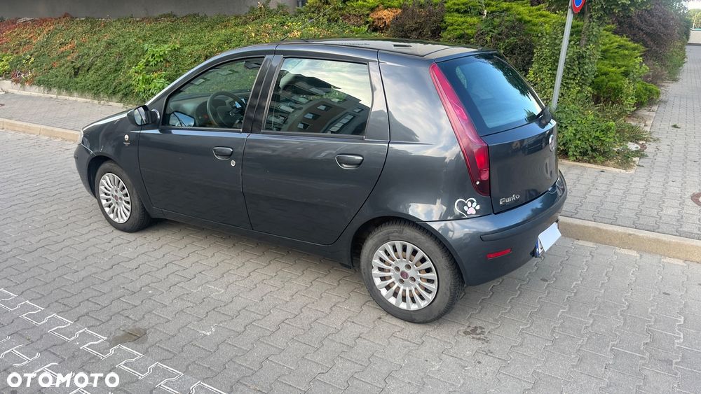 Fiat Punto 1.2 8V - 5